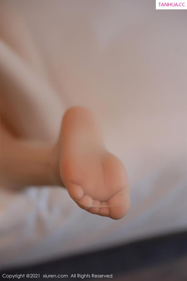 谢芷馨  宅男女神绯月樱 现代旗袍点缀完美第59张图片